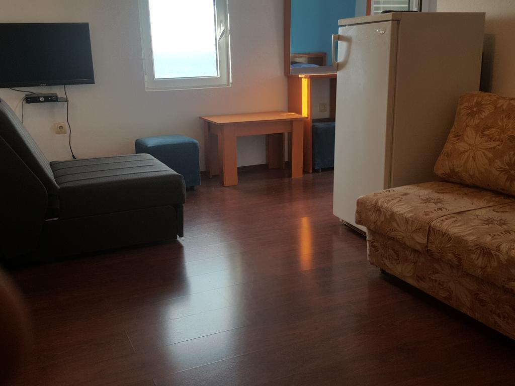 Buljarica Bay Apartments Petrovac Екстериор снимка