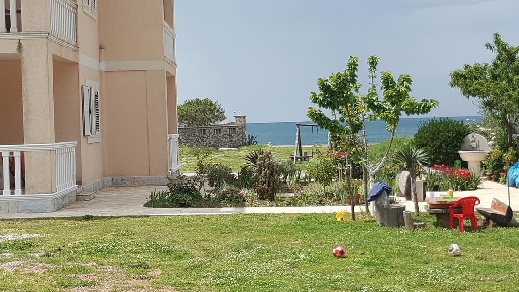 Buljarica Bay Apartments Petrovac Екстериор снимка