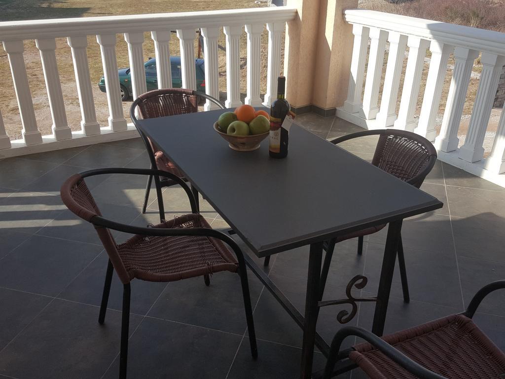 Buljarica Bay Apartments Petrovac Екстериор снимка