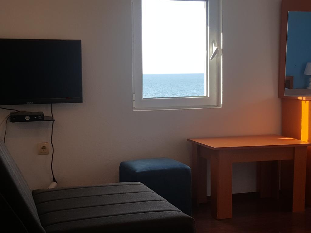 Buljarica Bay Apartments Petrovac Екстериор снимка