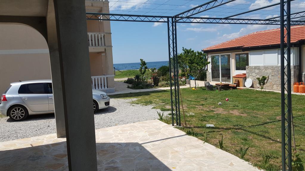 Buljarica Bay Apartments Petrovac Екстериор снимка