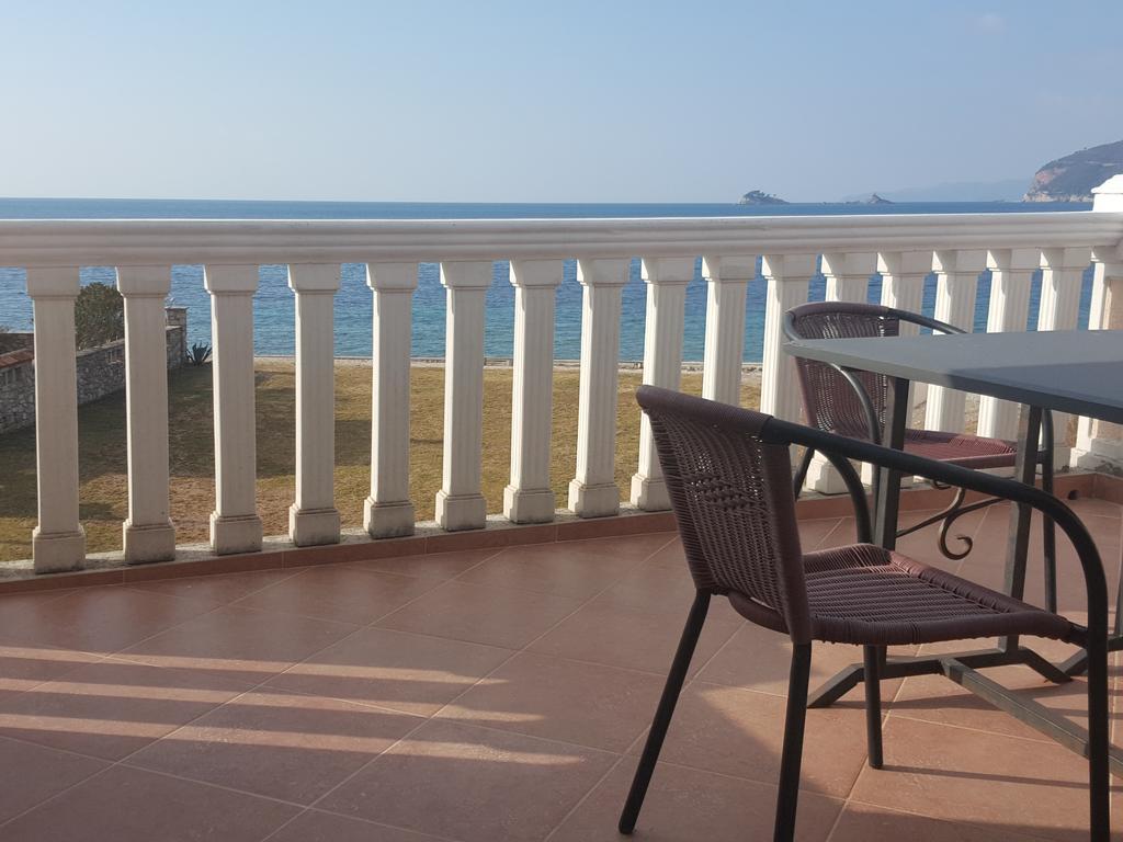 Buljarica Bay Apartments Petrovac Екстериор снимка