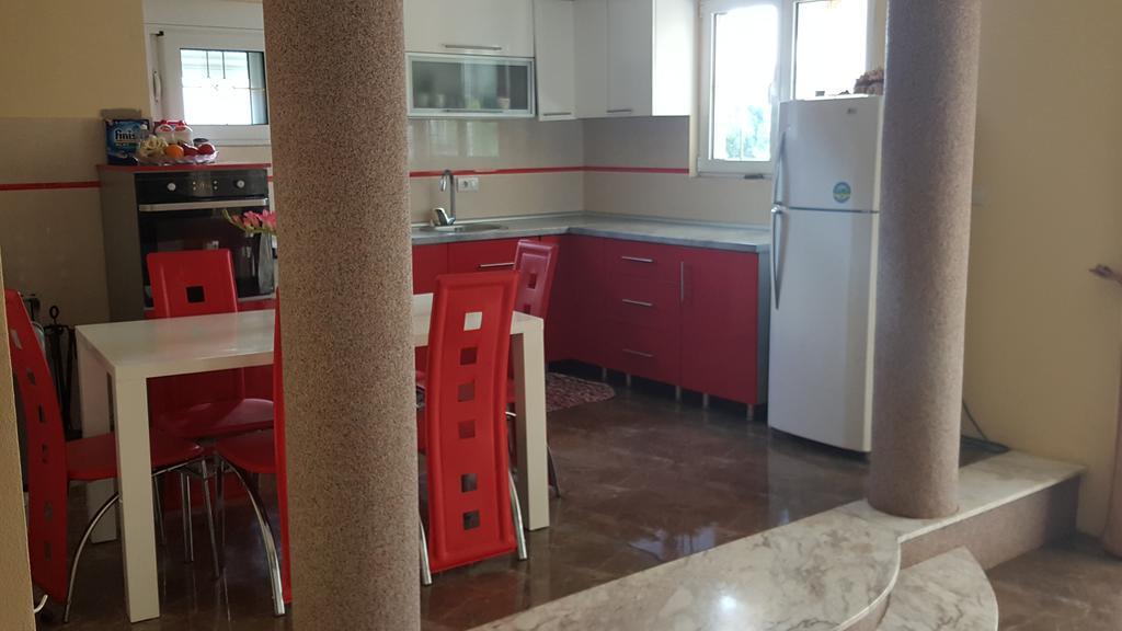 Buljarica Bay Apartments Petrovac Екстериор снимка